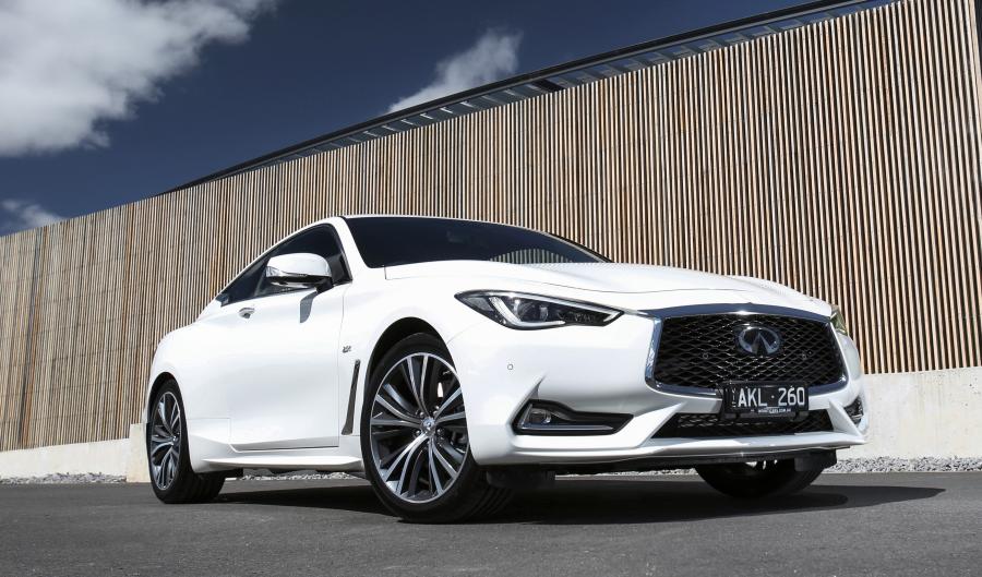  Infiniti Q60 2.0t 2016 года  (AU) (фото 12 из 30)